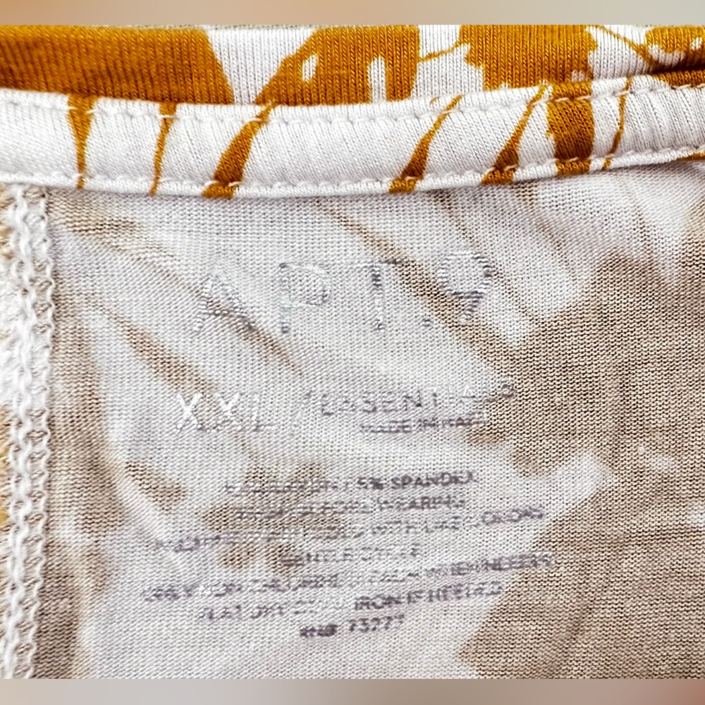Apt 9 , size XXL swing tank, like new, white with gold/yellow flowers - Picture 3 of 3
